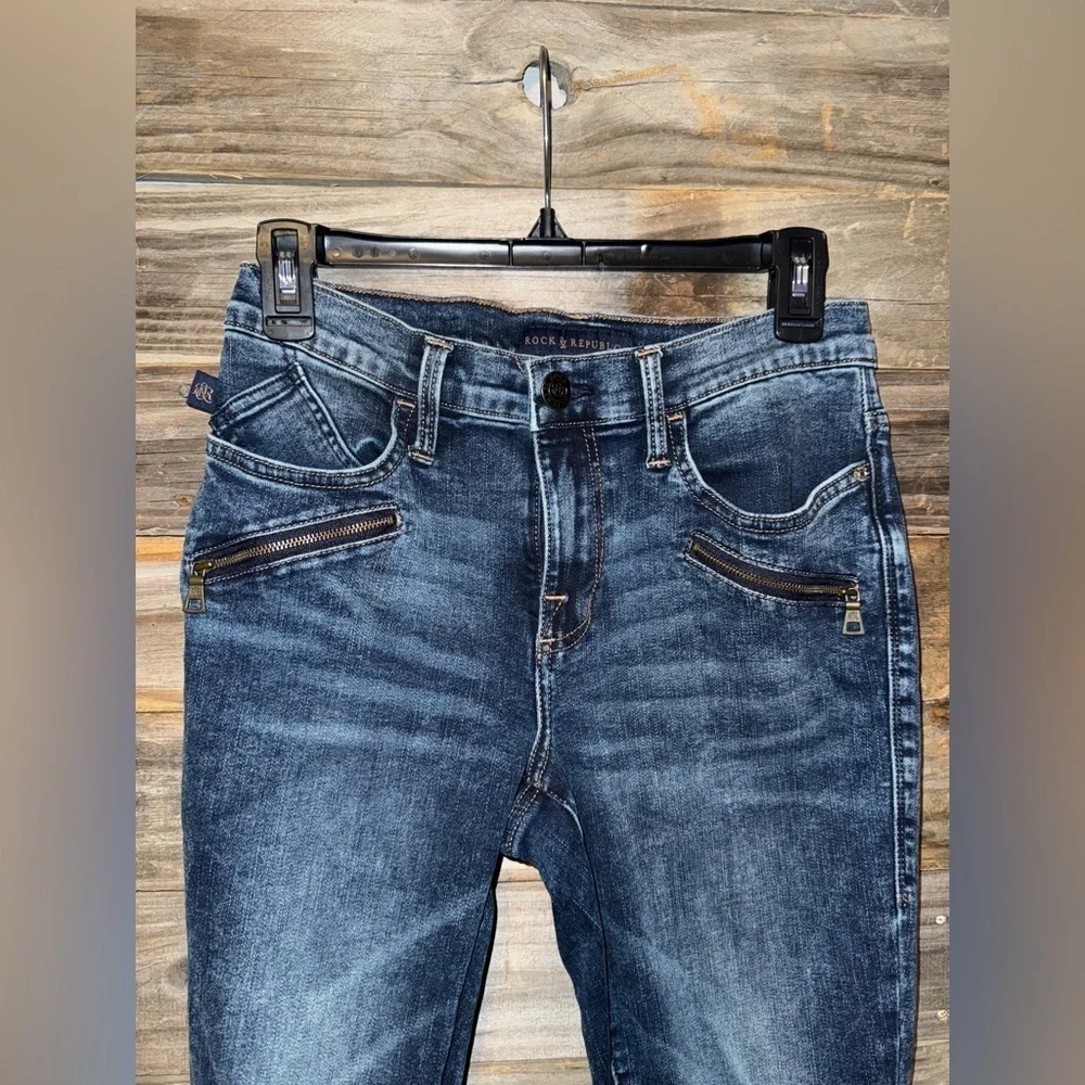 Rock & Republic women’s jeans-size 8. Kashmiere Ankle. Skinny jeans.